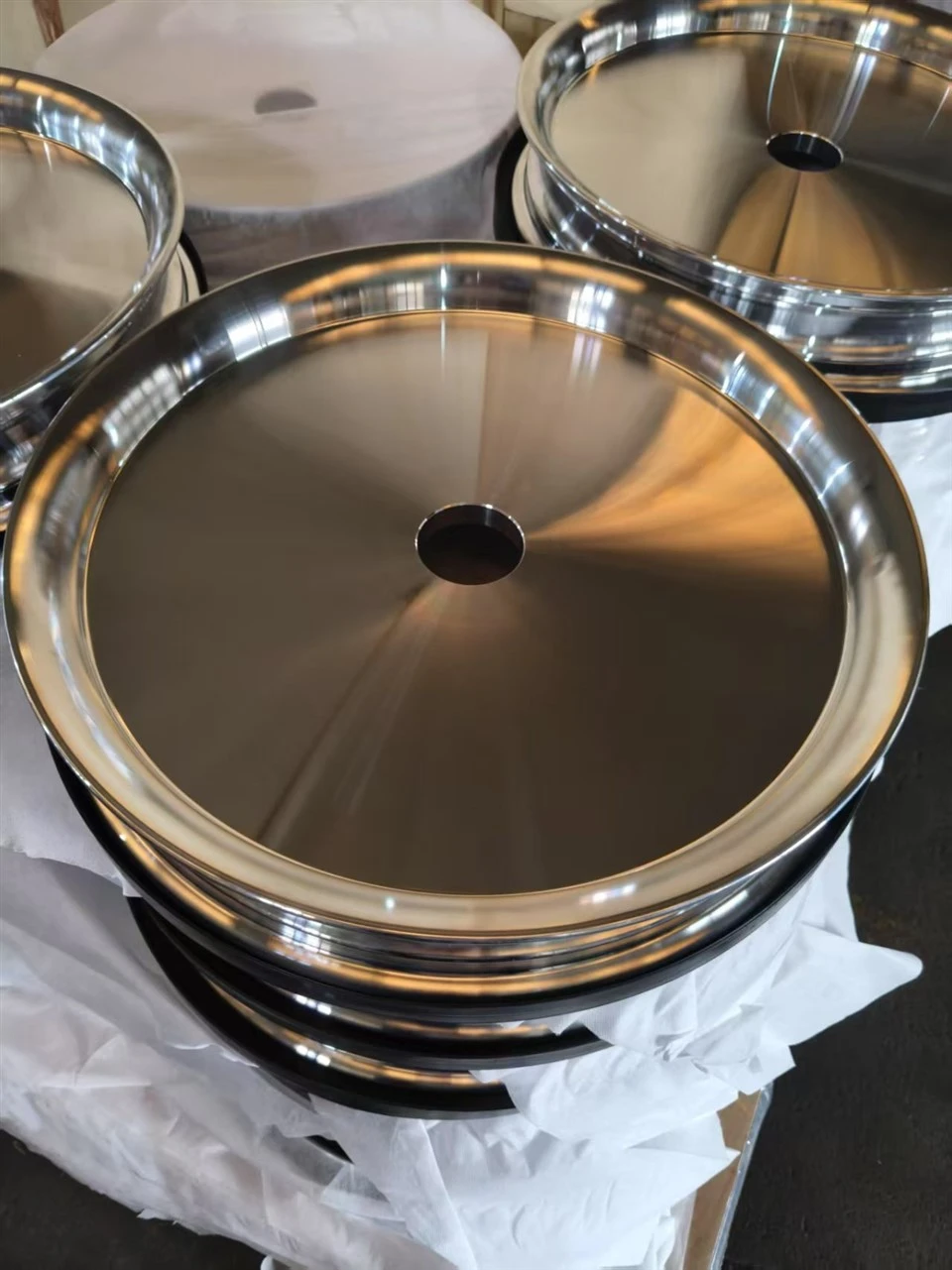 19 Inch Motorcycle Wheels Forged Rims And Customized Design Wheel suppliers